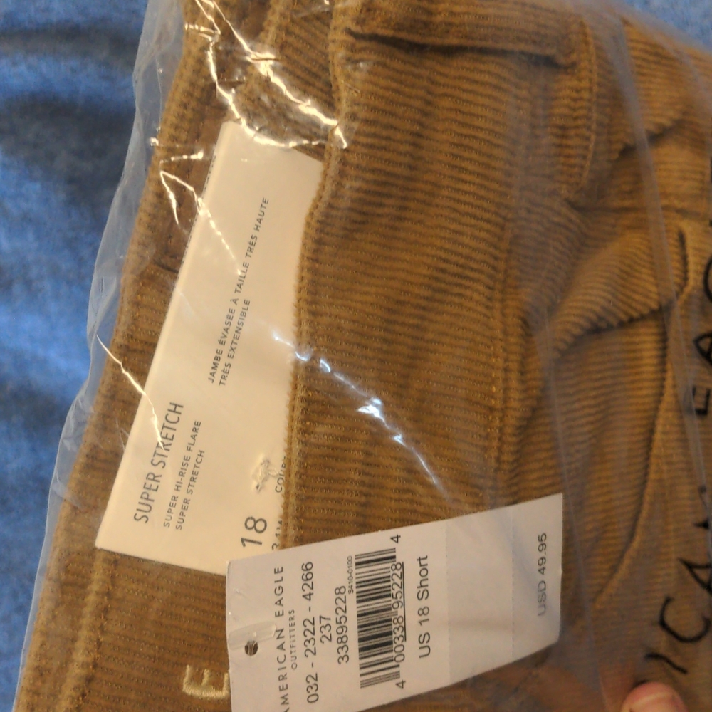 NEW IN PACKAGE American Eagle Super Stretch Hi rise Flare cords